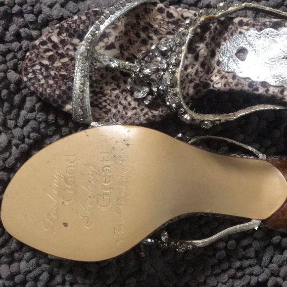 Beverly Feldman Jeweled Sandals Size 7.5 - Picture 2 of 5